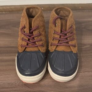Oshkosh Kids Duck Boots
